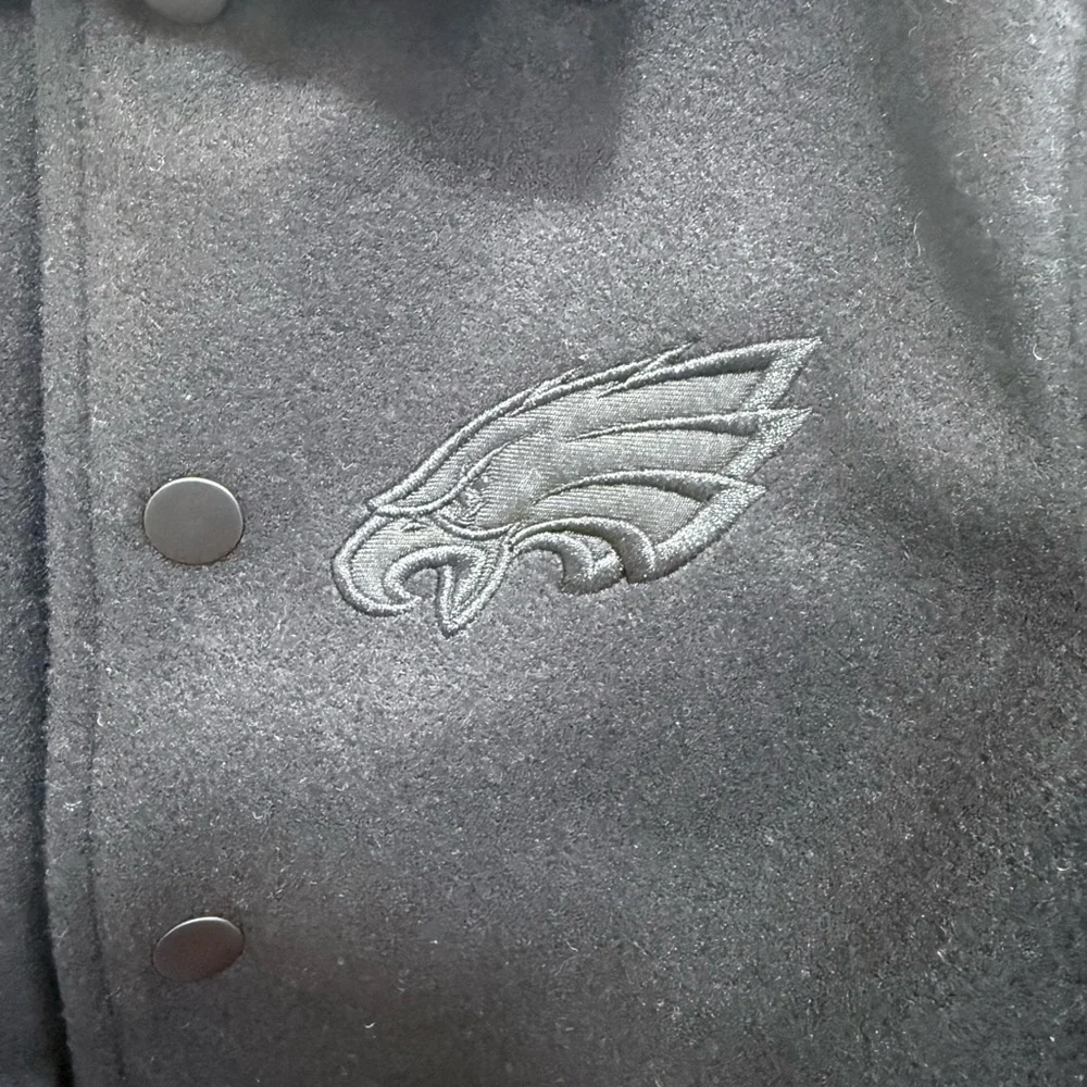 NWT NFL Philadelphia Eagles Kids Black Varsity Bomber Jacket, Size 8